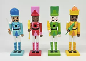 NUTCRACKERS TARGET SET OF 4 COLORFUL AS A RAINBOW 2021 Wondershop - Picture 1 of 10