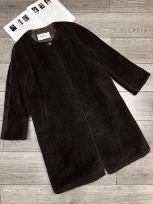 Max Mara Luxury Vintage Alpaca Wool Coat USA 6 / F 40 / GB 10 Made in Italy - Image 1 of 4
