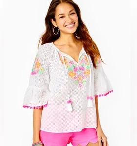 New! LILLY PULITZER Morgain Embroidered Resort White Ditsy Cross Eyelet Top Sz L - Picture 1 of 5