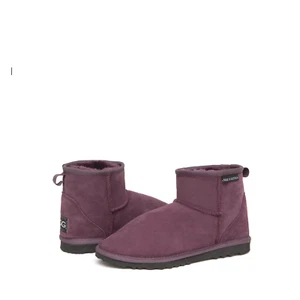 WOMEN'S MINI AUSTRALIAN UGG BOOTS - Picture 1 of 99