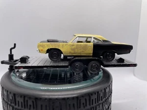 M2  1969 1/2  Plymouth Road Runner 440 6-Pack on Flatbed Trailer - Loose - 1/64 - Picture 1 of 12