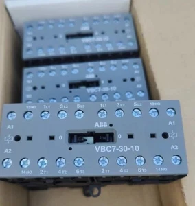 1pz ABB VBC7-30-10 24VDC Mini contattore di retromarcia GJL1313901R0101 - Foto 1 di 1