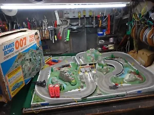 Complete Original JAMES BOND Road Race Set BOX Gilbert 007 Slot Car Manual RUNS - Picture 1 of 24