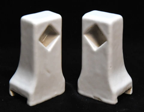 VINTAGE CERAMIC PORCELAIN TOWEL BAR SUPPORTS  ARCHITECTURAL SALVAGE #4 Cover
