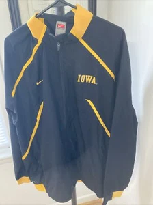 University of Iowa Nike Jacke mit Reißverschluss - Bild 1 von 8
