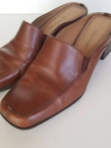 NATURALIZER LEATHER SLIP ON WOMEN MULES size 7.5 M - Picture 1 of 10