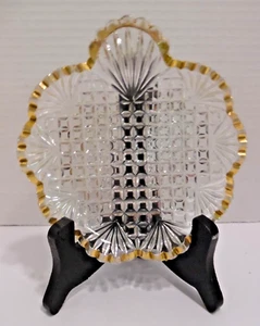 Plato de diente de sierra gofre de vidrio transparente de colección con bordes en dorado - Imagen 1 de 6