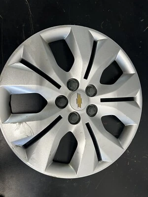 Hubcap for Chevrolet Cruze 2012-2016 - Genuine Factory OEM 16-inch Silver 3294 - Image 1 of 4