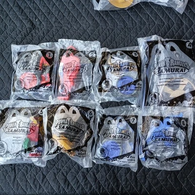 Lote de (8) NOVO Power Rangers Samurai #1-8 Conjunto Completo de Brinquedos McDonalds 2011 - Imagem 1 de 4