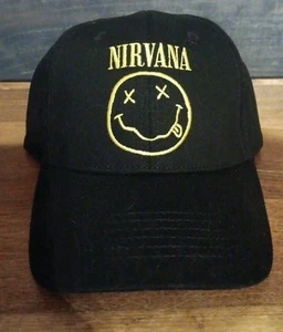 Nirvana - Mütze Kappe schwarz Smiley Gesicht Logo verstellbar Druckknopflasche Rockband (NEU) - Bild 1 von 2