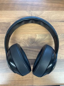 Beats Studio3 Wireless Noise Cancelling Over-Ear Headphones Black - Picture 1 of 5