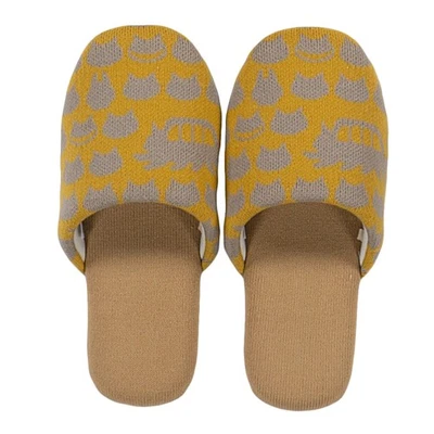 Senko Totoro Knit Slippers 62411 Cat Bus (Yellow) 24.0 cm - Image 1 of 4
