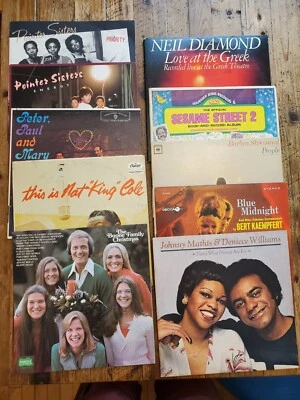 Vintage Vinyl Lot of 10 Pointer Sisters, Diamond, Sesame St, Nat Cole Records - Image 1 of 4