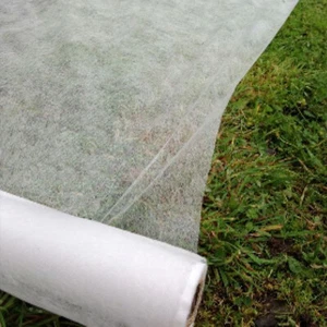 Frost Fleece Plant Protection Cover Garden Horticulture Lawn Seed Various Sizes - Picture 1 of 6