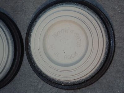 Lote de 4 PALOMAS DE ARCILLA DE COLECCIÓN REMINGTON AZUL ROCA ARCILLA OBJETIVOS TRAMPA TIRO Foto 1 de 3