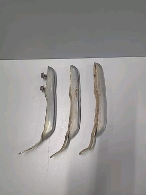 Protectores de parachoques trasero Dodge Charger 1968-70 Bumperetts núcleos MOPAR R/T originales Foto 1 de 4