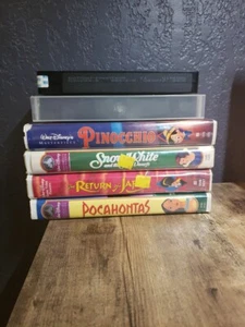 Lot of 6 Disney and Children's VHS Movies, Clamshell, Snow White, Pinocchio - Imagen 1 de 14