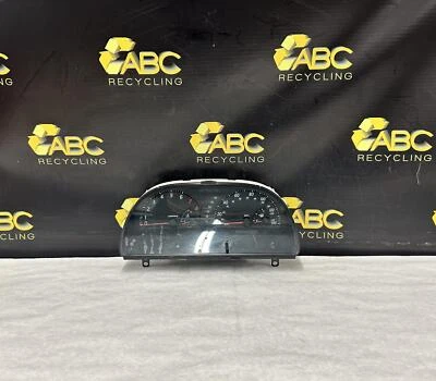 Cuadro de instrumentos velocímetro Toyota Camry Le 2002-2004 ID-83800-06632-00 OEM Foto 1 de 4