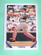 1993 Topps Detroit Tigers Baseball Card #135 Mickey Tettleton
