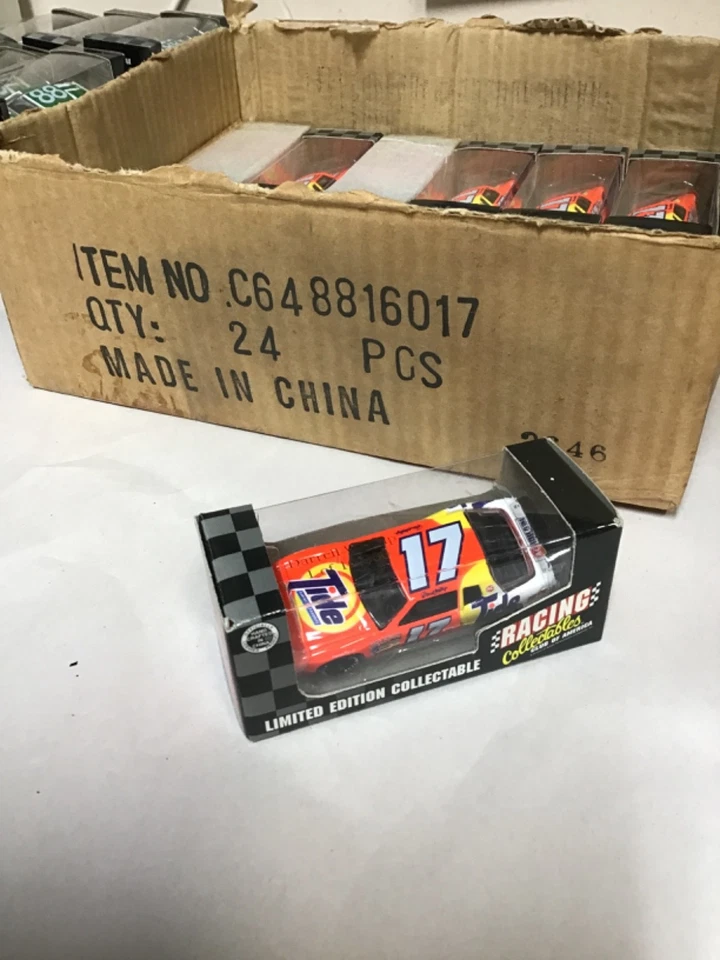 Darrell Waltrip 1:64 1995 #17 Tide Monte Carlo By Action Racing new - Image 1 of 1