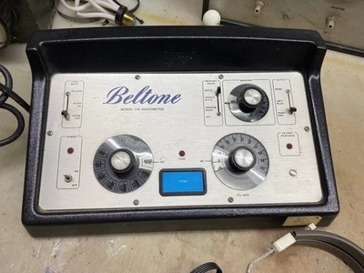 ¡Funcionando! Audiómetro portátil Beltone 110 para prueba de audición Foto 1 de 4