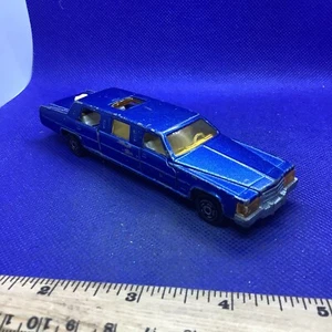MAJORETTE LIMOUSINE LINCOLN blue # 339 CAR STRETCH LIMO 1:58 Diecast - Picture 1 of 4
