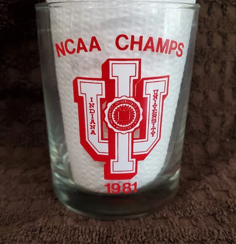 Indiana Hoosiers Basketball  1981 NCAA Champions glass tumbler Cover