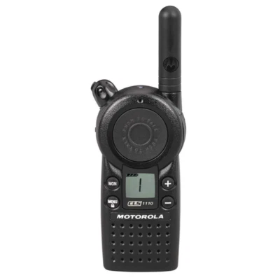 Motorola CLS1110 1 Watt 1 Channel Analog UHF Display Business Two Way Radio - Image 1 of 4