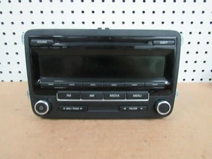 11 12 13 14 VOLKSWAGEN JETTA AM FM RADIO CD PLAYER 1k0035164d OEM - Picture 1 of 3