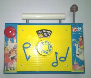 Vintage Look Replica Fisher Price TV-Radio Giocattolo Musicale ~ Agricoltore nel Dell 2009 - Foto 1 di 3