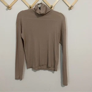 Everlane Super Lightweight Taupe Turtleneck size XS - Picture 1 of 9