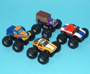 MICRO MACHINES #34 SUPER 4X4 IV COLLECTION MONSTER TRUCKS SET 1989 GALOOB - Picture 1 of 4