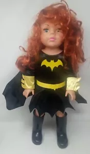 Madame Alexander Sammlerstück Superheld Puppe Serie DC Fledermaus Mädchen 18 Zoll groß - Bild 1 von 6