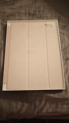 Apple Smart Cover for iPad 5th Generation Pink - Image 1 of 4