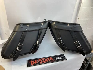 Harley American Eagle Leather Works 2 buckle large medium quarter saddlebags - Bild 1 von 12