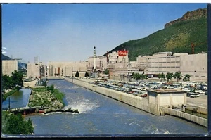 ADOLPH COORS COMPANY BREWERY LANDSCAPE POST CARD V. 1960's - Picture 1 of 4