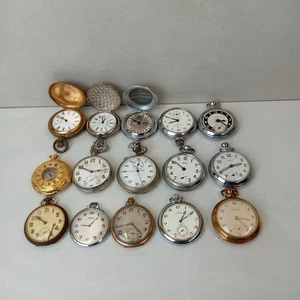 Lotto Lavoro OROLOGI DA TASCA Vintage E Successivi Inc Quarzo/Meccanico - Foto 1 di 8