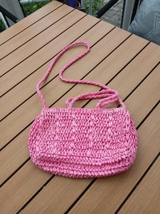 Deichmann Basttasche Handtasche Pink Umhängetasche flechtmuster Schultertasche - Bild 1 von 8
