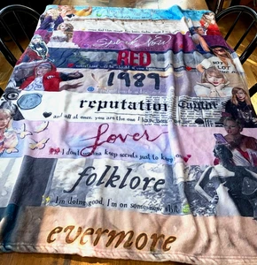 Taylor Swift Throw Blanket - Picture 1 of 7
