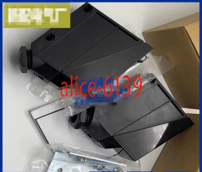 1PC New E3JM-DS70M4T-G sensor - Image 1 of 4