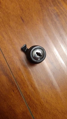 Guantera cubierta bloqueo FIAT 124 Spider 1968~1984 OEM RARO Foto 1 de 3