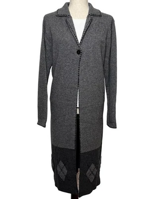 Suéter plumero Sarah Spencer Longline para mujer gris medio lana de cordero Grandmacore Foto 1 de 4