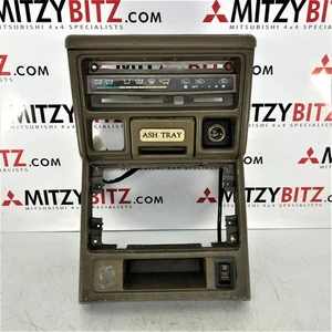 Instrument Panel Centre for Mitsubishi PAJERO SHOGUN L044G 2.5TD - Picture 1 of 12