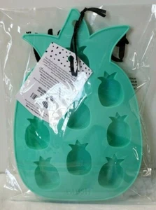 NEW Blush Silicone Pineapple Shaped Ice Mold Tray BPA Free candy shots - Picture 1 of 10