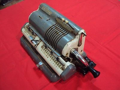 ANTIGUA CALCULADORA CALCOREX KLING COMPUTADORA CALCULADORA DE ESCRITORIO PINWEEL MECÁNICA Foto 1 de 4