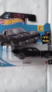 Hot Wheels, The Batman 4/5 Batmobile GRX23-M521, ancora scatola originale su mappa - Foto 1 di 2