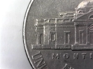 2006-D Jefferson Nickel w/ Die Break Error Inv#Z421 - Picture 1 of 3
