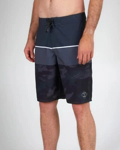 Brand New Mens Salty Crew Stacked Boardshort Black Size 32 - Picture 1 of 2