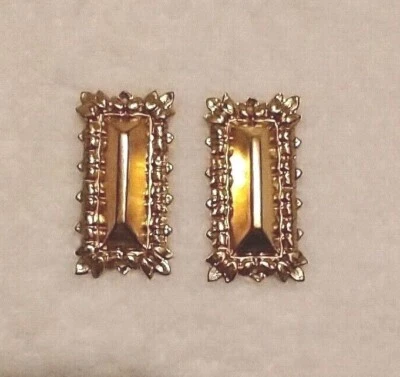 2 decoraciones europeas muy antiguas de muebles de metal dorado--centro triangular elevado Foto 1 de 2