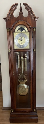 Howard Miller Pierson Special Edition Grandfather Clock Model 610-726 84.5H Cover